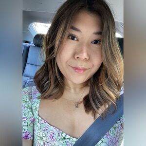 Meet your Posher, Mona